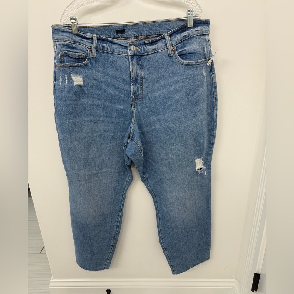 Old Navy Light Blue Distressed Denim Jeans